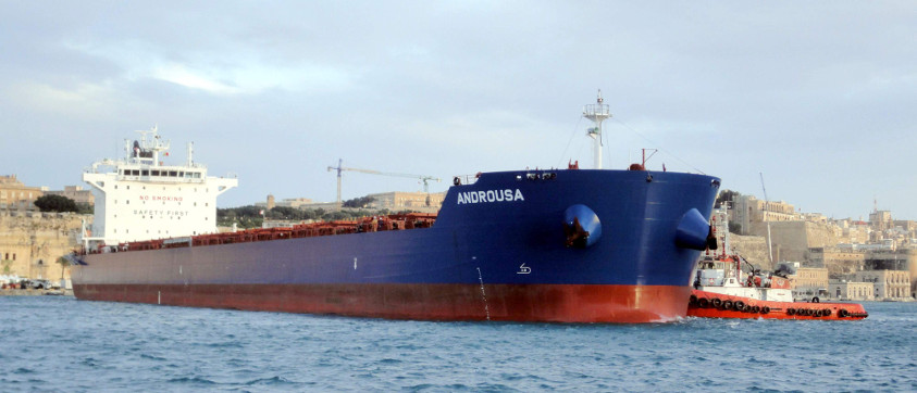 Berthing MV Androusa, before unloading of 25.000 tons of wheat Berthing MV Androusa, before unloading of 25.000 tons of wheat